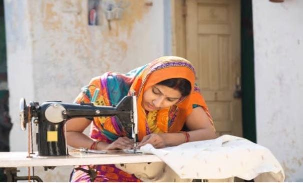 The government will provide free sewing machines to women; Find out what qualifies