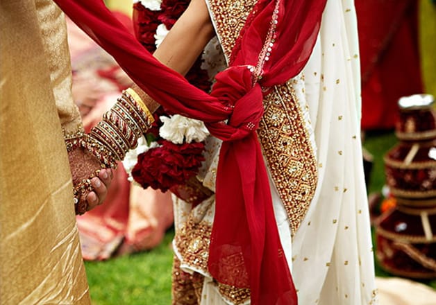 Marriage Act Rules:  हिंदू पुरुष दोन स्त्रियांशी लग्न करू शकतो का? ‘त्या’ लग्नानंतर उठला प्रश्न, जाणून घ्या नियम काय सांगतो