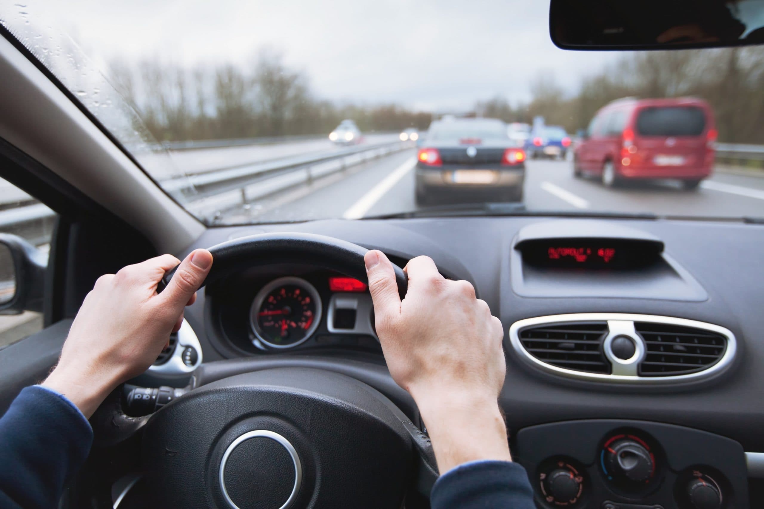Driving Rules Remember 'these' things while driving on the expressway