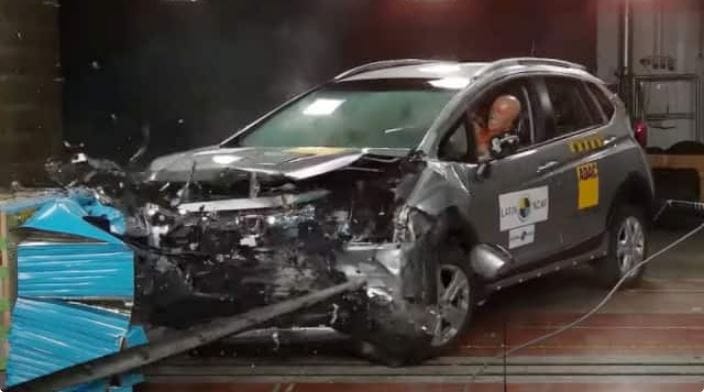 Car Crash Test 'This' car failed in the crash test Don't buy by mistake